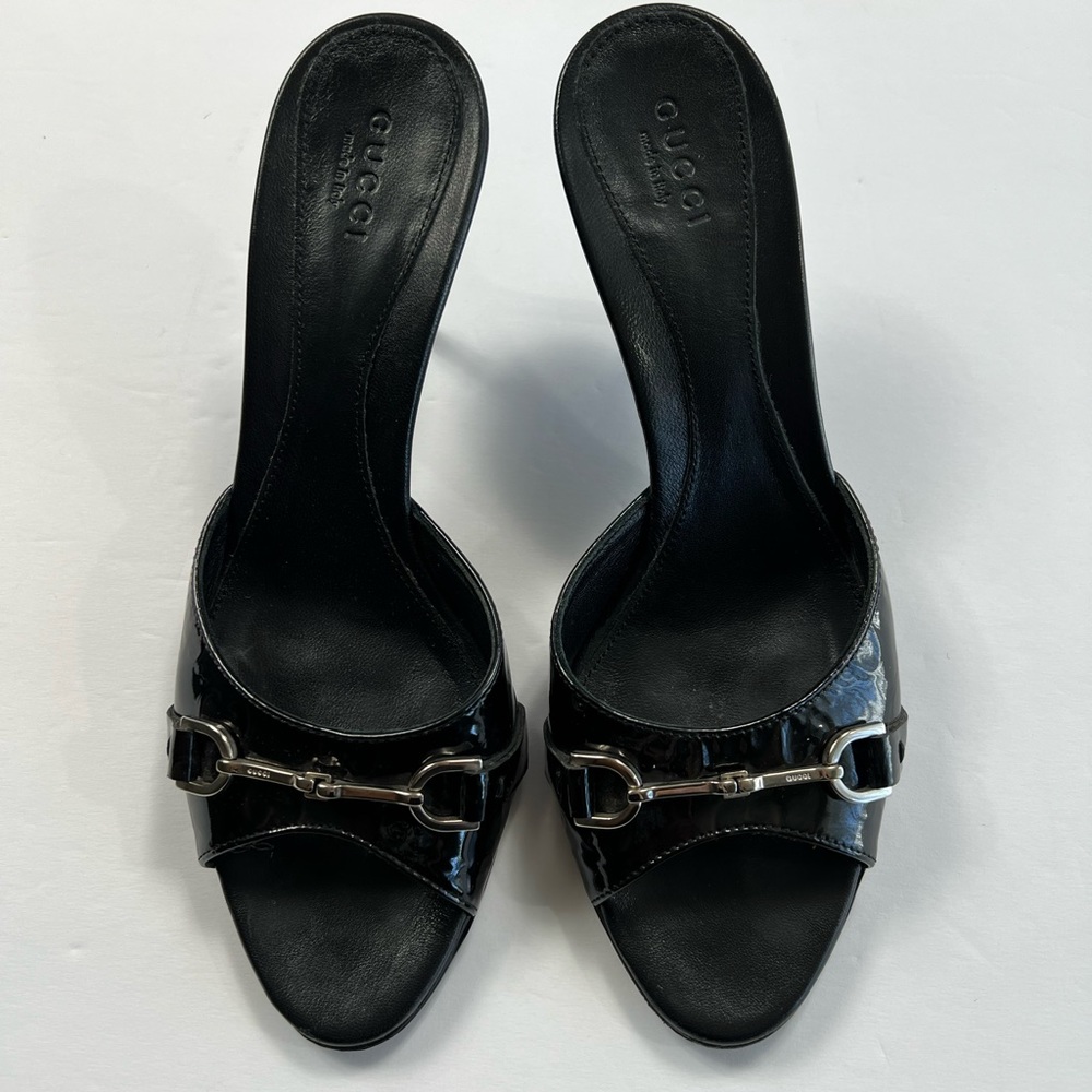 📌SOLD📌EUC Authentic Gucci Patent Leather Peep Toe Slip On SZ-37C